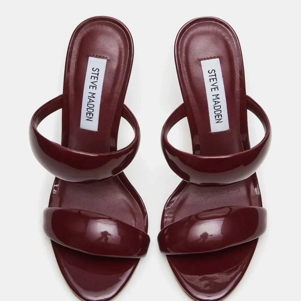 Steve Madden Saturn Wine Sandals - Picture 5 of 6